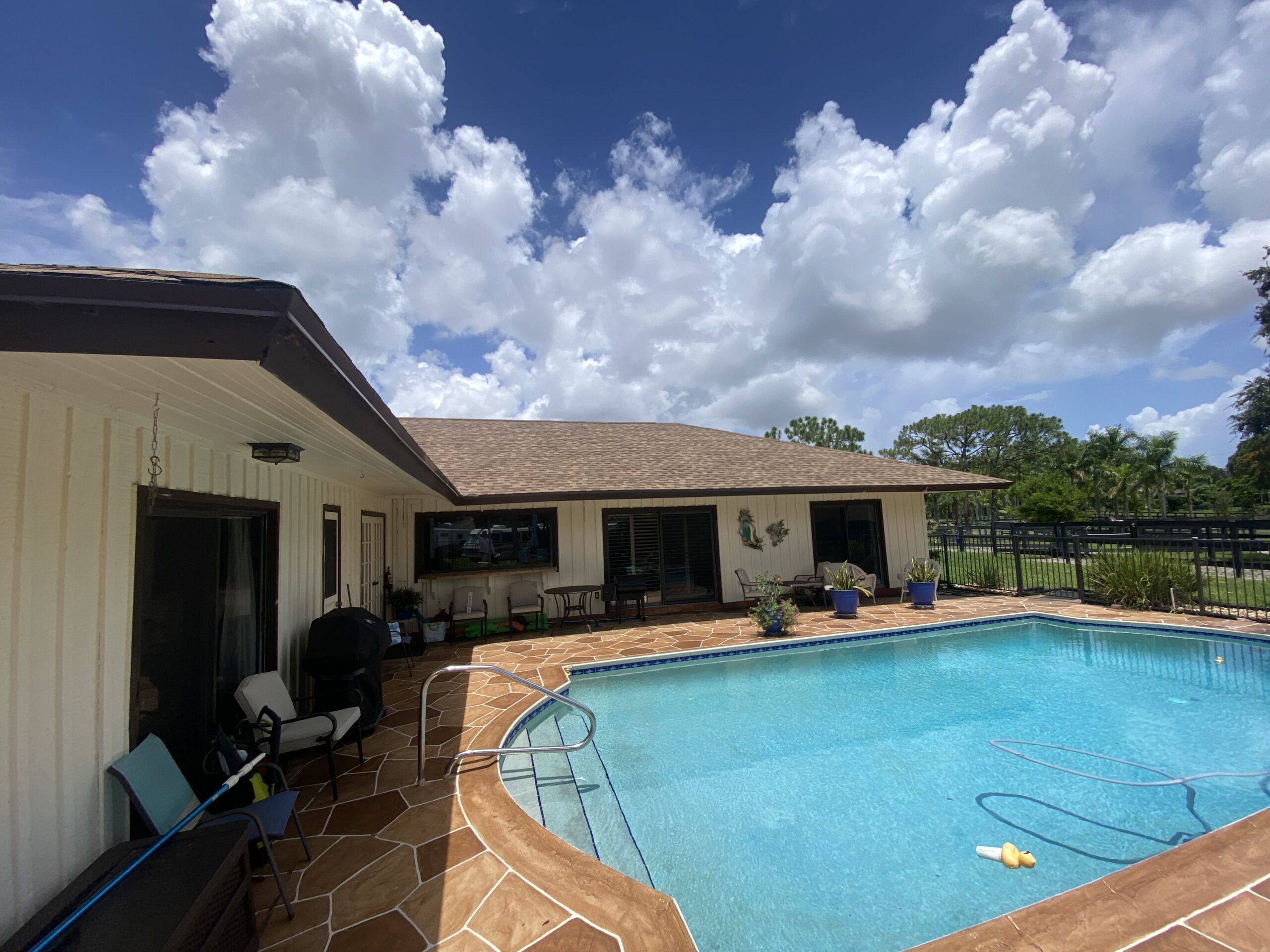 pool contractor in florida