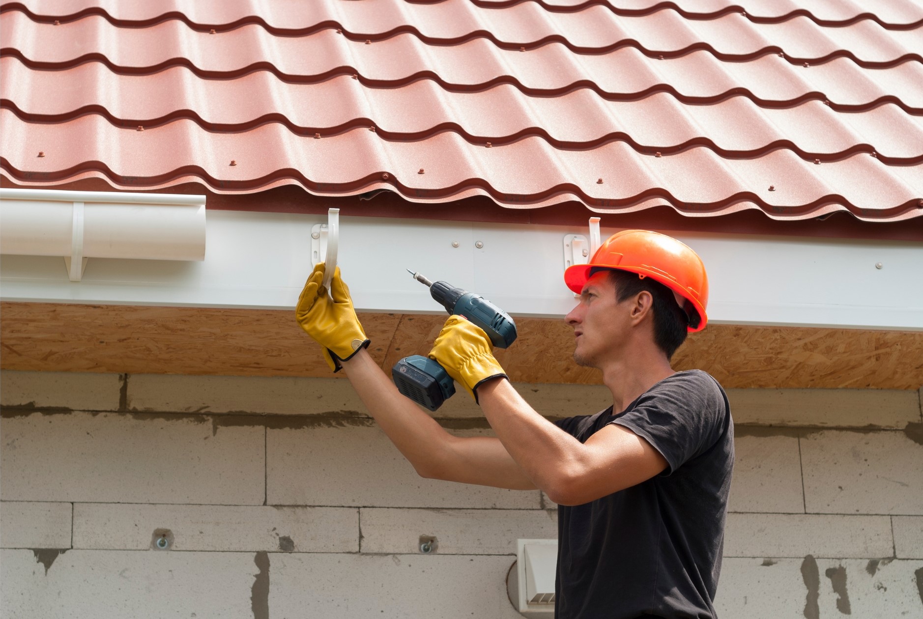 Seeking Expert Guidance On Seamless Gutter Installation Service For A Hassle-free Experience